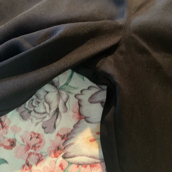 Adidas Women’s Athletic Pants Size Medium - Picture 5 of 11